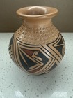 Mata Ortiz Mexican Pottery by Tomasa Mora. 5. 25 " Tall and 4.25" Wide — photo 5