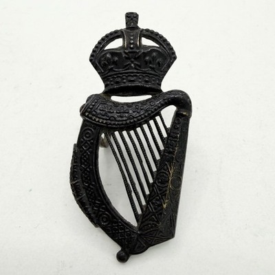 Original veraltetes Mützenabzeichen Kings Crown Royal Irish / Ulster Constabulary