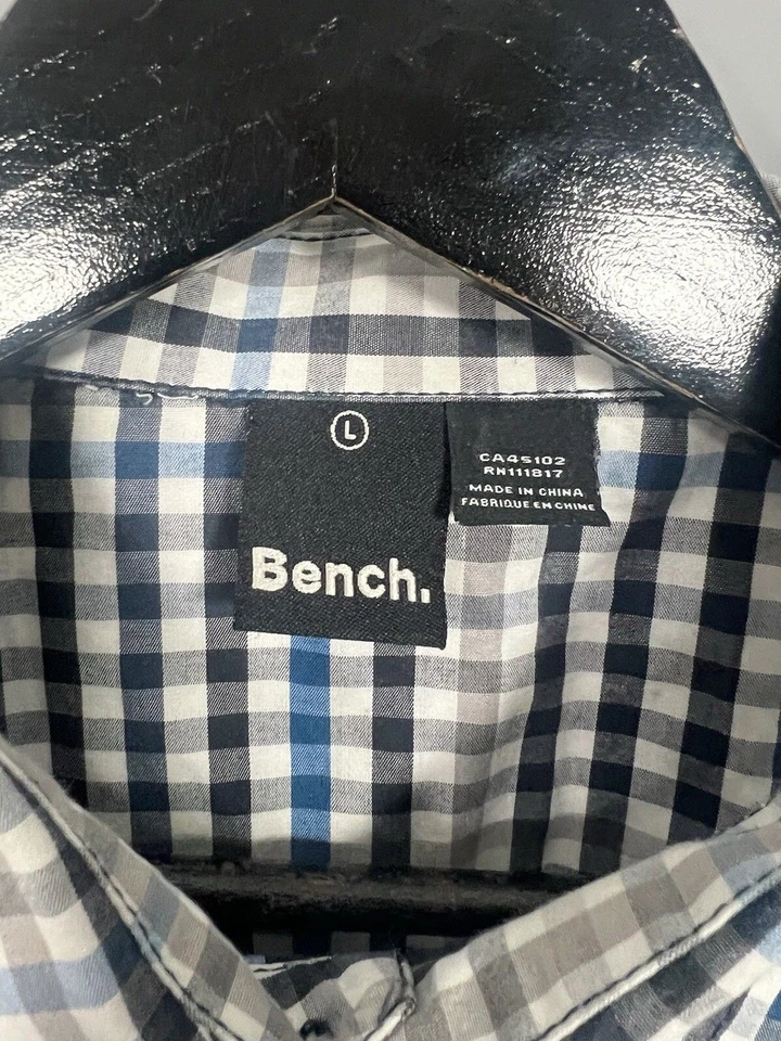 BENCH SHORT SLEEVE Shirt - Large - Check - Great Condition - Men’s - Image 3 of 4