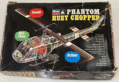MONOGRAM's PHANTOM HUEY Helicopter-Motorized- 1/24th- 1969-COMPLETE-#PA226-Read
