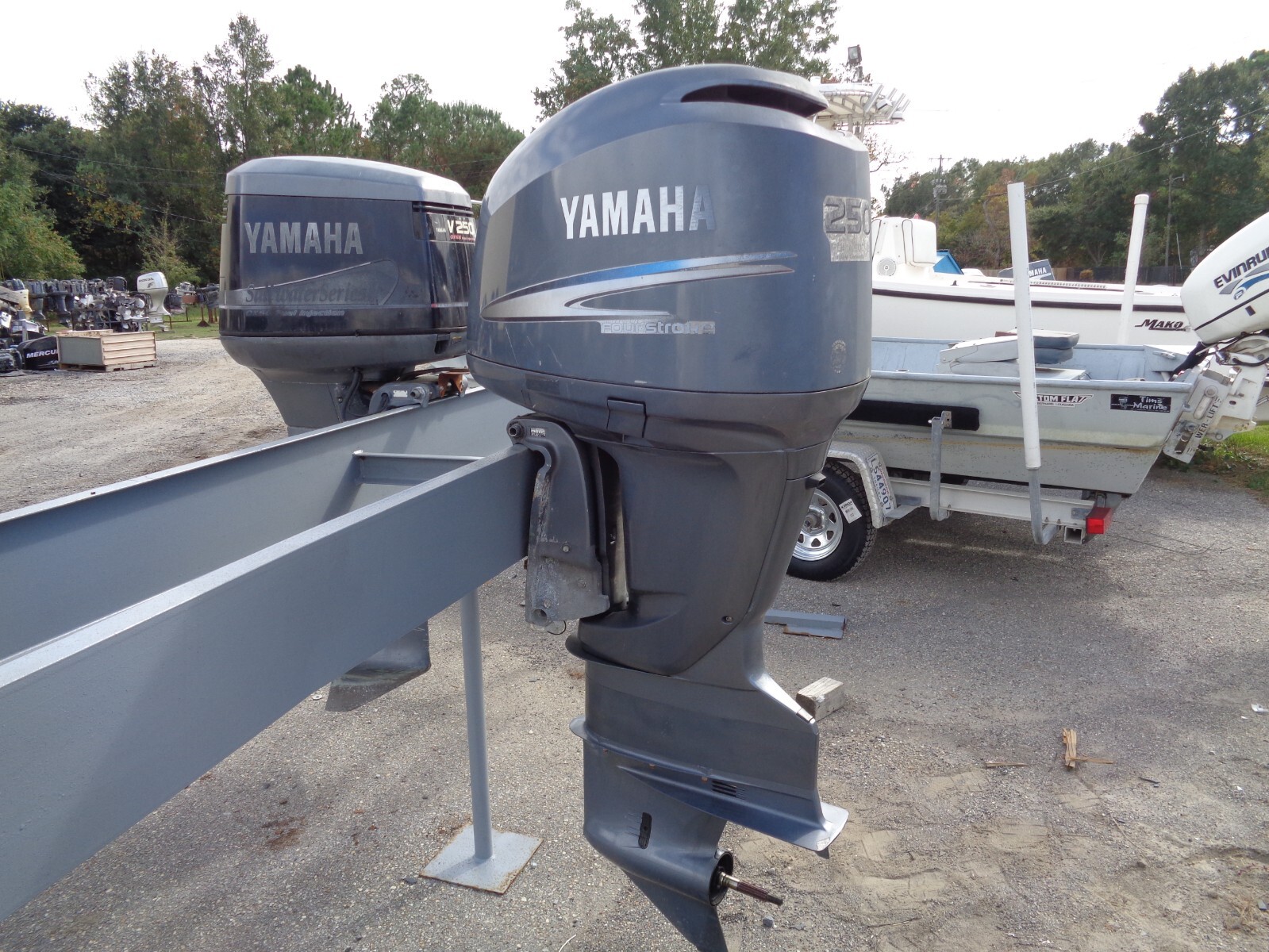 USED 2005 YAMAHA 250hp 4 FOUR STROKE 30" OUTBOARD BOAT MOTOR ENGINE 250