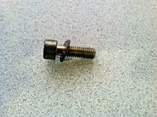 1981-1985 MERCEDES-BENZ 380SEC W126 ~ THROTTLE BODY SCREW