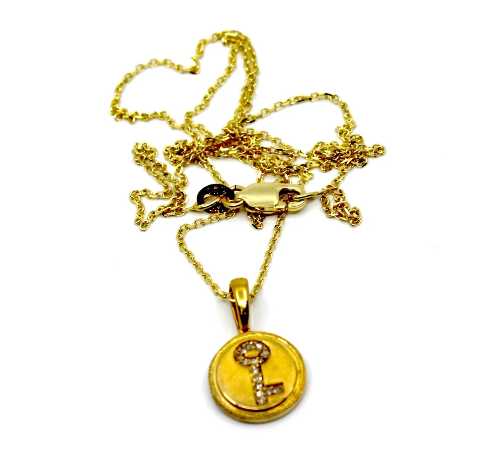 Collar colgante redondo con llave de diamantes en oro amarillo macizo de 14 K Foto 3 de 4