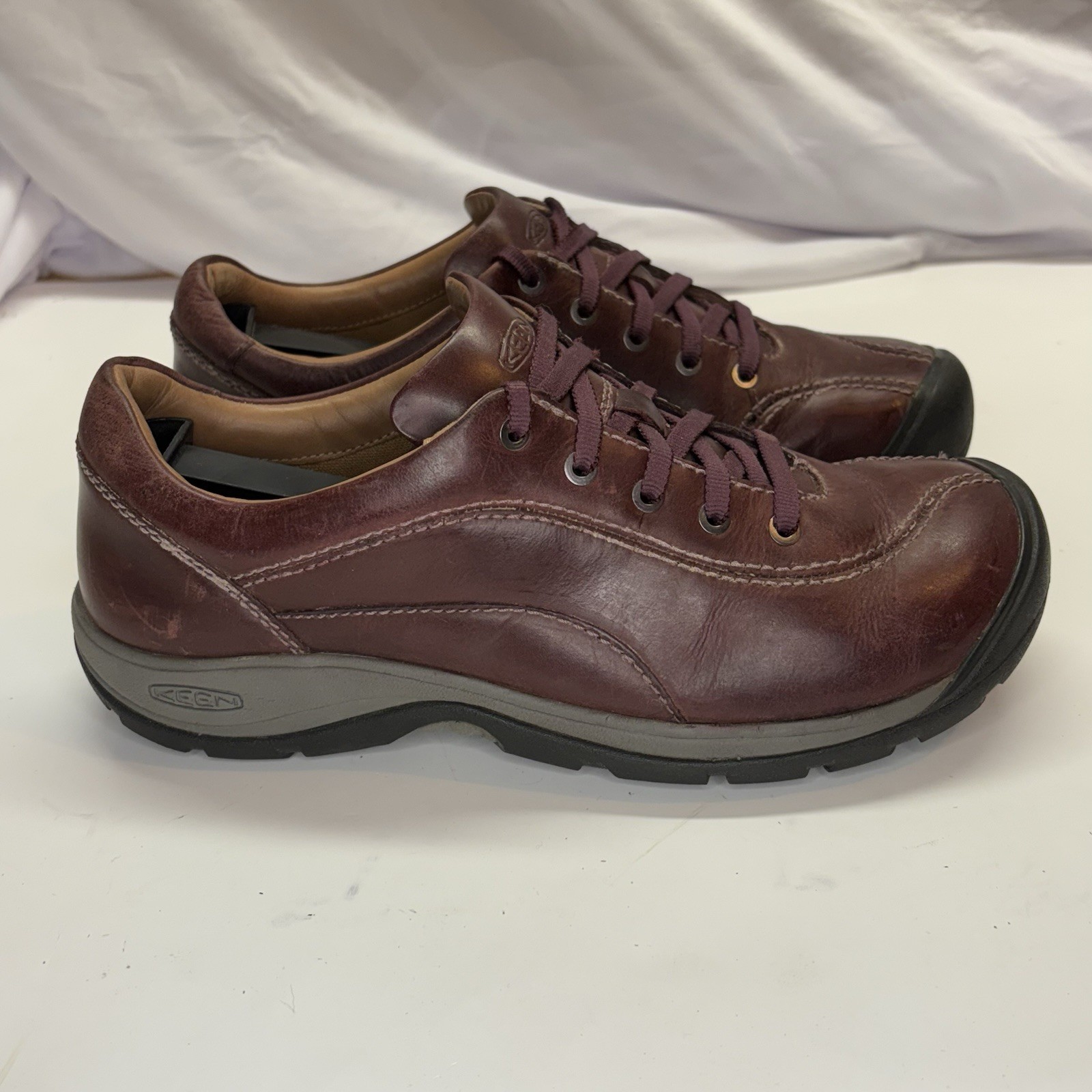 Scarpe sneakers KEEN Presidio II donna taglia 9 5 degustazione vino grano di pepe 1019501