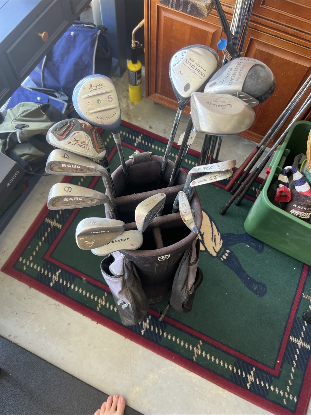Set Big Bertha Driver, Woods, Wilson Irons, Putter Rh