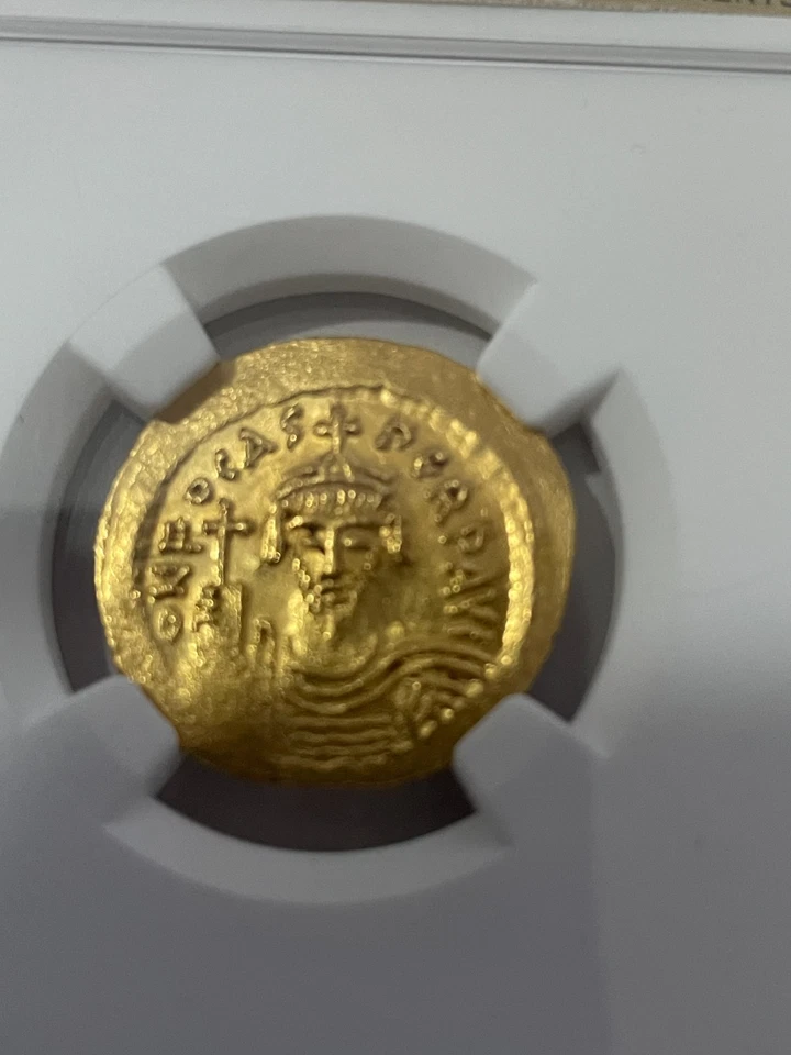 EMIBOR T12-7 .1 SOLIDO DE ORO.PHOCAS IMP. BIZANTINO, ENCAP NGC COMO CH AU 4,5 g - Imagen 3 de 4