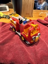 Disney Clubhouse Mickey Firehouse Truck Bo304