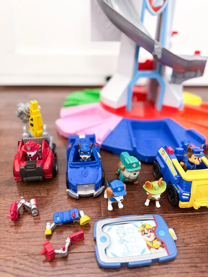 Torre de vigilancia Paw Patrol My Size 18 cachorros y 7 vehículos sonidos y luces giratorias Foto 2 de 4