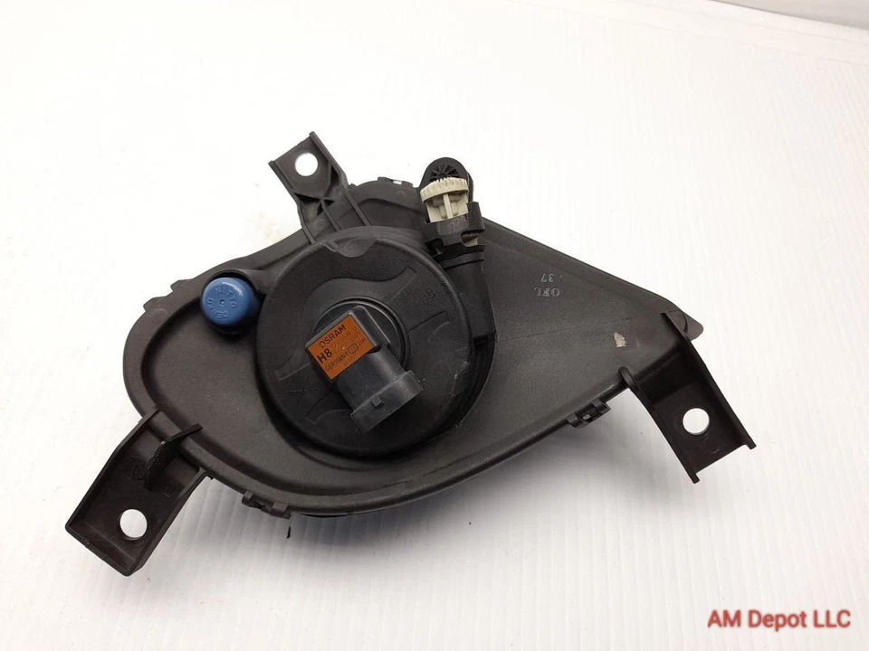 2011 BMW 335xi 335i 328i 328xi E90 Sedan Front Left Fog Light 63177199893 - Изображение 2 из 4