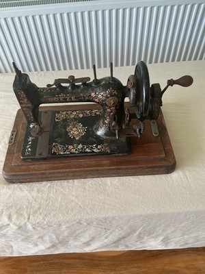 Antike Bradley Soeze Handnähmaschine, Modell 1 von 1899, funktioniert
