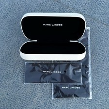 Marc Jacobs Eyewear White Clamshell Case Eyeglass Sunglasses Dust Pouch Cloth