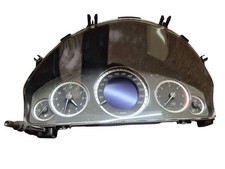 Mercedes-Benz E W212 2012 Diesel Geschwindigkeitsmesser Cockpit A2129003313 Mercedes-Benz E W212 2012 Diesel Geschwindigkeitsmesser Cockpit A2129003313