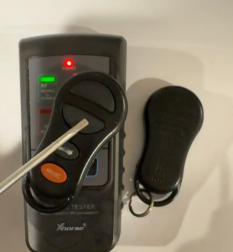 1 OEM Chrysler PT Cruiser 2005 Car Keyless Remote Key Fob Control GQ43VT9T ENTRY - Bild 2 von 15