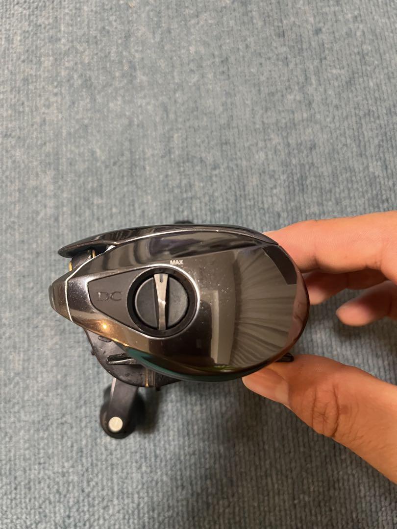 Shimano 18 Antares DC MD XG 7.8:1 Right Handle BaitCasting Reel