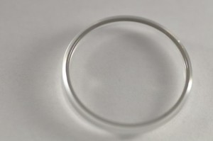 omega speedmaster plexiglass