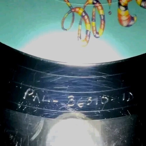 E.L.O. Lable Error,Wrong Label On One Side/Rare Hard To Find