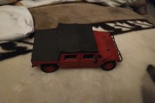 Maisto 1:27 Model Hummer H1 Rot Canvas