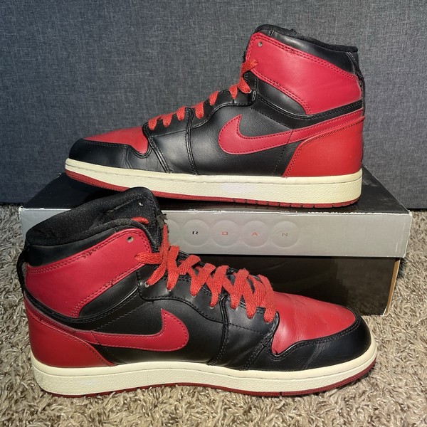 Air Jordan 1 High Strap Bred 2008 Hombre 9.5 Auténtico 342132-061 Negro Rojo RARO 2
