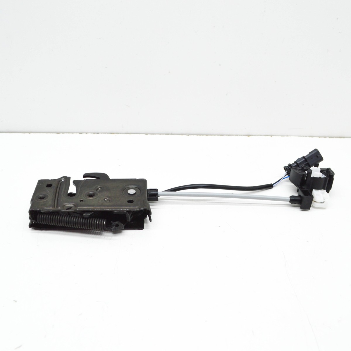 VOLVO XC90 MK2 Engine Hood Left Side Bonnet Lock 32318456 NEW 