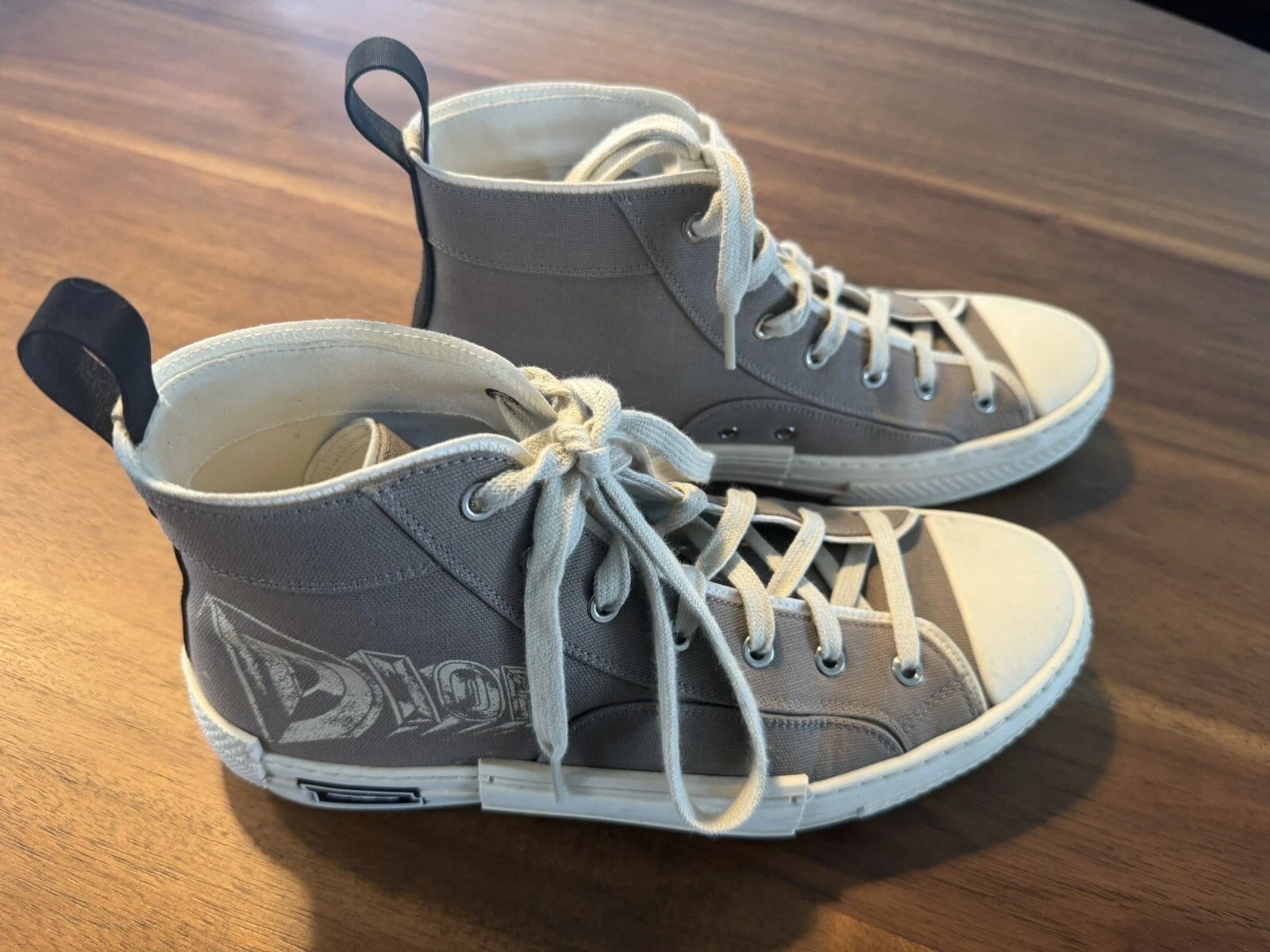 Baskets uniques portées Dior B23 taille 42EAU/9US
