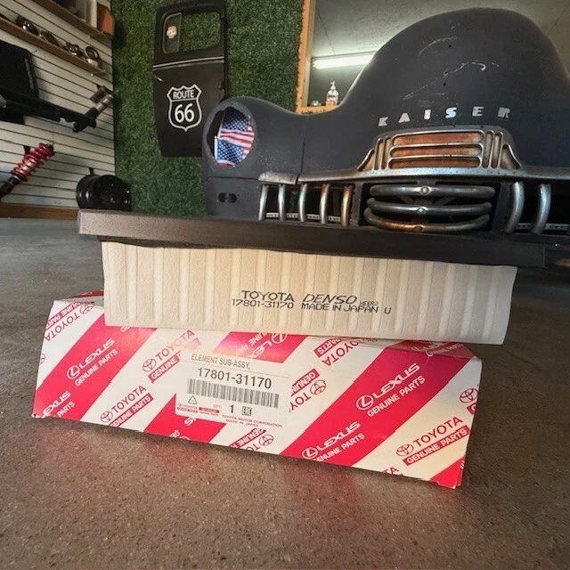 (1) FILTRO DE AIRE MOTOR LEXUS OEM 14-22 IS250/IS350/IS300 Genuino 17801-31170 Foto 2 de 3