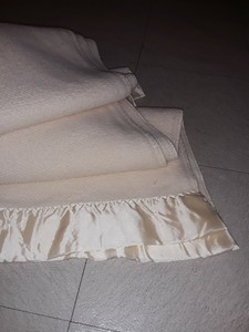 Amazon.com: Fieldcrest Luxury Silk Allure Quilt Set ...