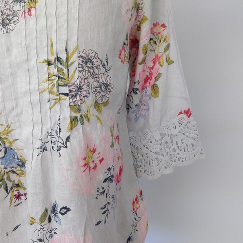 J Jill Love Linen Floral Top Size PS Gray Lace Lagenlook Pleated Blouse Petite - Picture 4 of 9