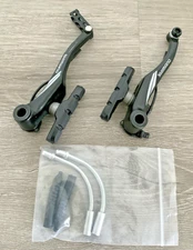 SHIMANO V-BRAKE WITH (2) NEW BOOTS AND NOODLES