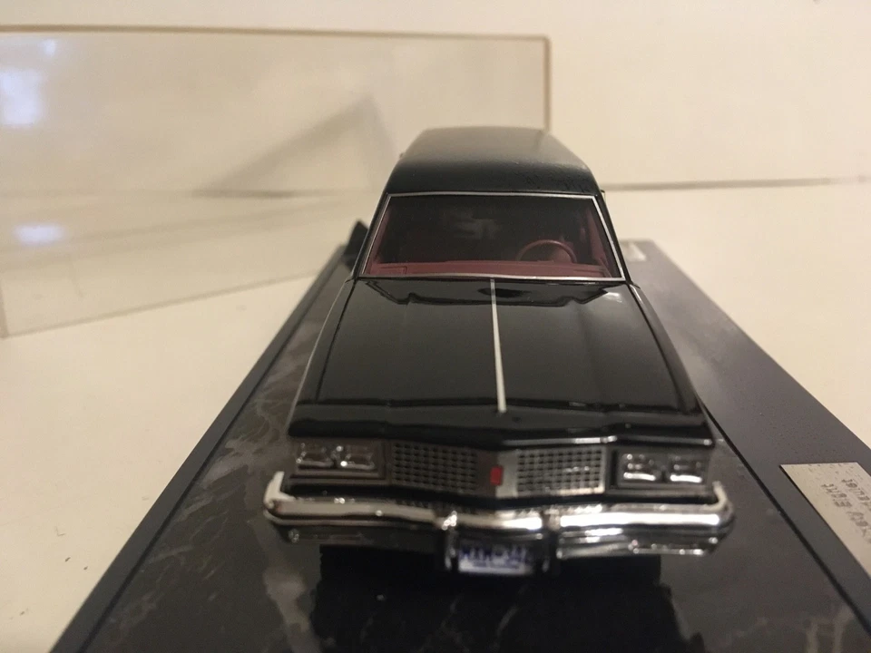 MATRIX 1/43 OLDSMOBILE 98 EUREKA REGENT LANDAULET COCHE FÚNEBRE TIENE PROBLEMAS EN ESTUCHE Foto 2 de 4