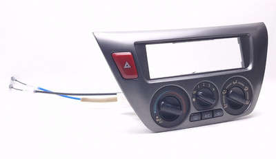 2003-2006 Mitsubishi Lancer Evo Climate Controls w/Radio Bezel Trim OEM