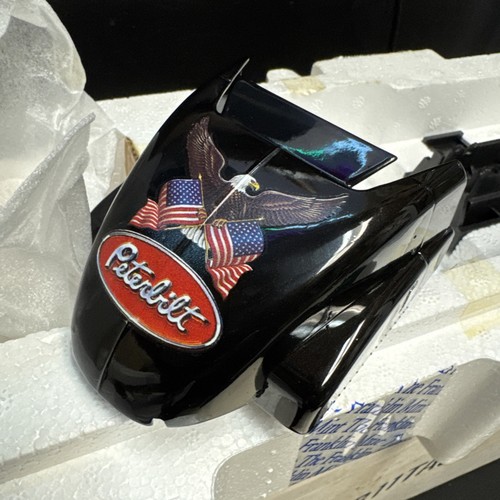 FRANKLIN MINT PETERBILT MODEL 379 TRUCK AND TRAILER US. FLAG 1:32 SCALE DIE CAST - Picture 7 of 20
