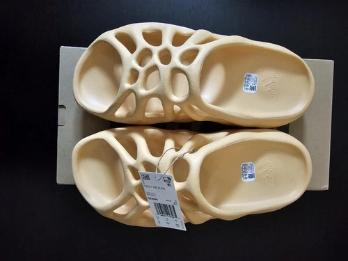 Adidas Yeezy 450 Slide GZ9864 CREAM SIZE 12M BRAND NEW