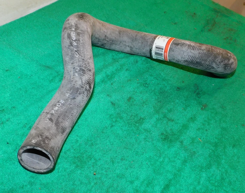 Camión Ford F150 F250 1985 1986 1987 Bronco NOS 302 5,0 L manguera superior del radiador Foto 3 de 4