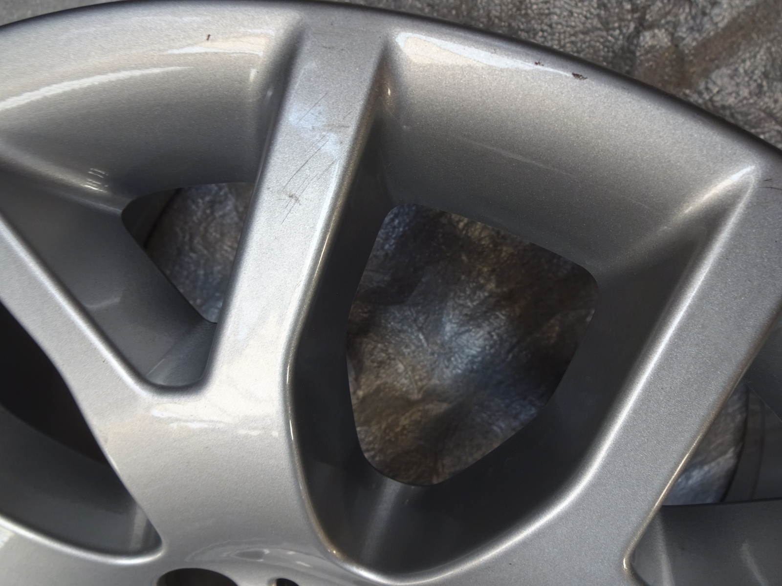 1 Orig BMW Aluminium Rim Styling 177 8.5Jx18 ET46 6774395 X5 E70 