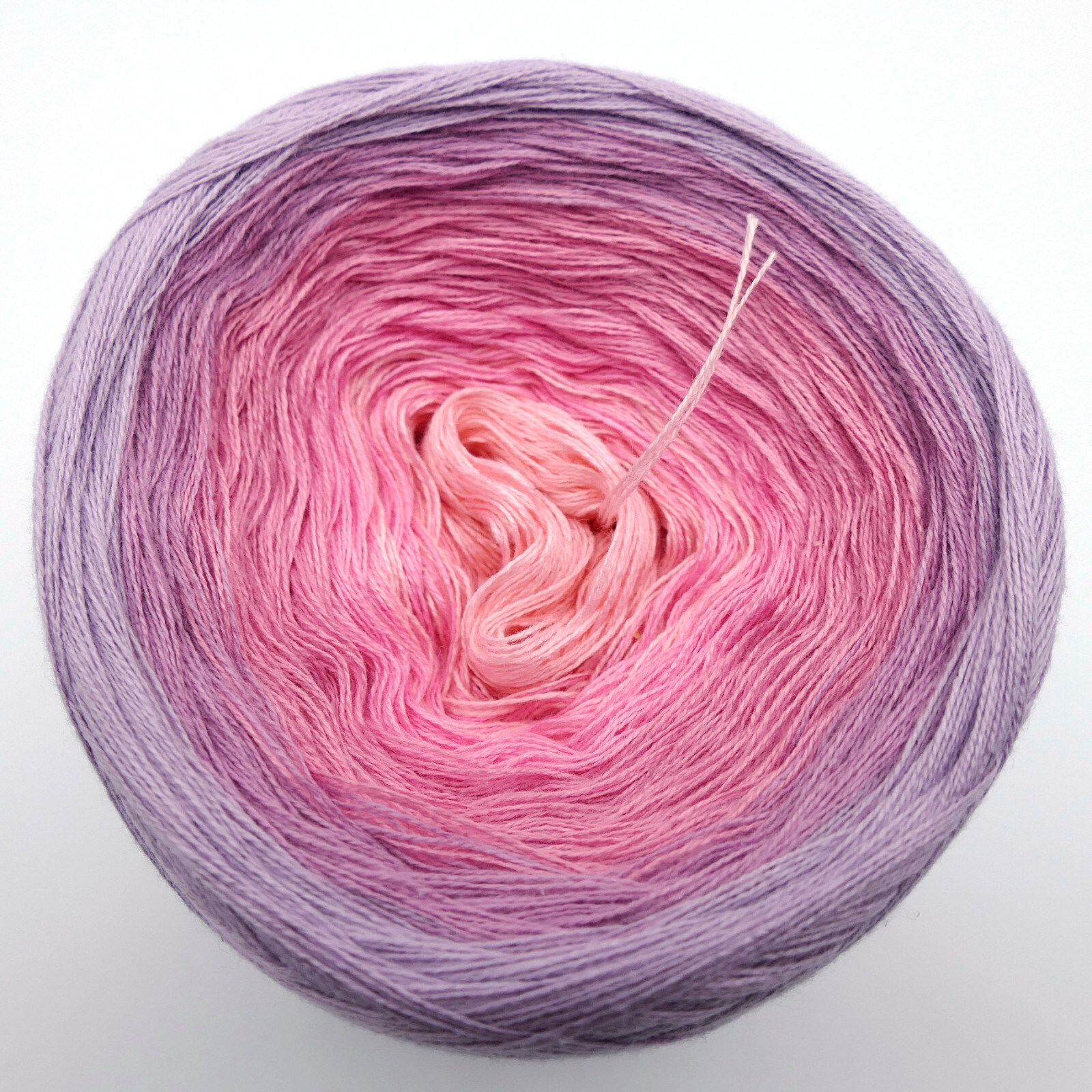 Bobbel Farbverlaufsgarn Freudentanz häkeln stricken lace Wolle GP 67,5 Eur/KG