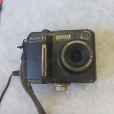 Nikon Coolpix 880 Digital Camera Nikkor Zoom With Battery