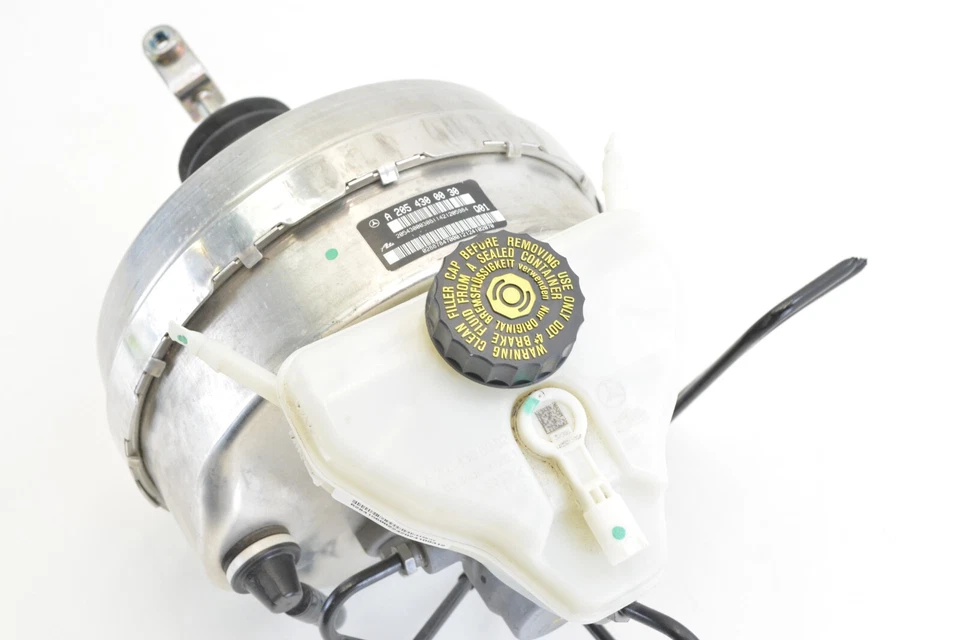 2015-20 MERCEDES BENZ C300 BRAKE BOOSTER MASTER CYLINDER OEM - Image 2 of 4