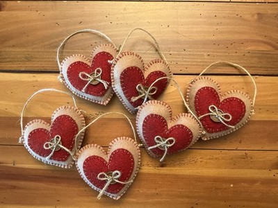 PRIMITIVE WOOL FELT PENNY RUG ORNIES BOWL FILLERS SET OF SIX HEARTS