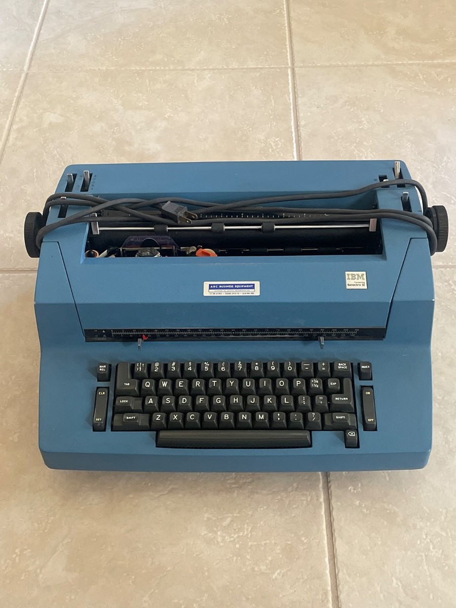 IBM Selectric 2 II Vintage Correcting Typewriter for Repair