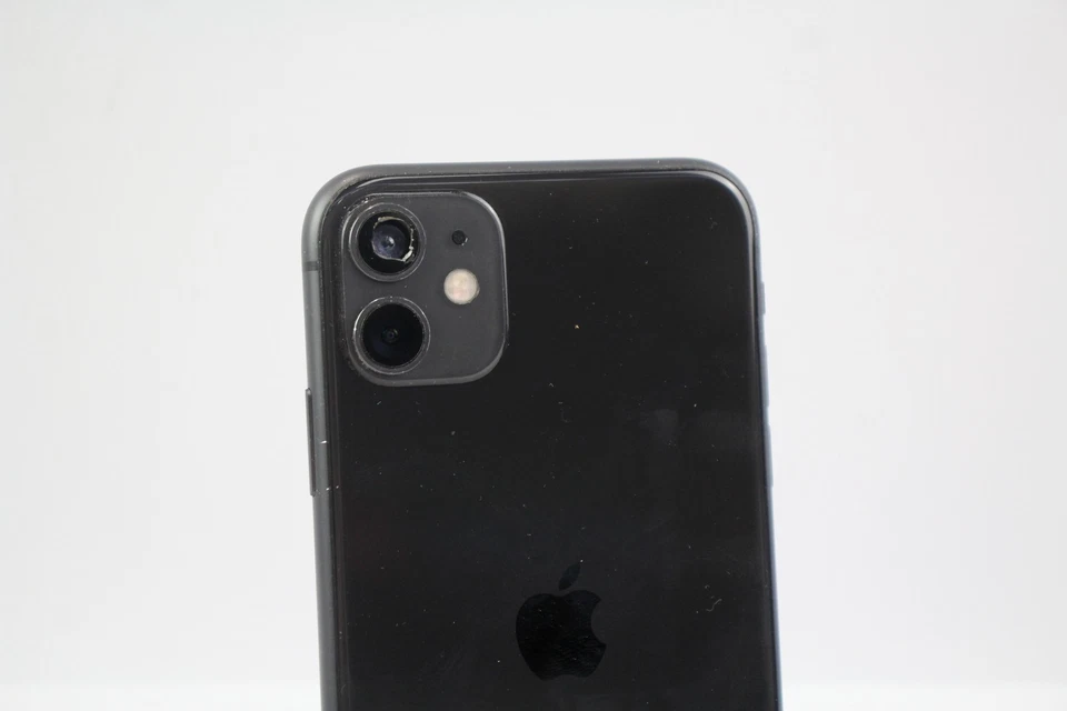 Apple iPhone 11 (Unlocked) A2221 64GB Black Grade D Boxed - Image 4 of 4