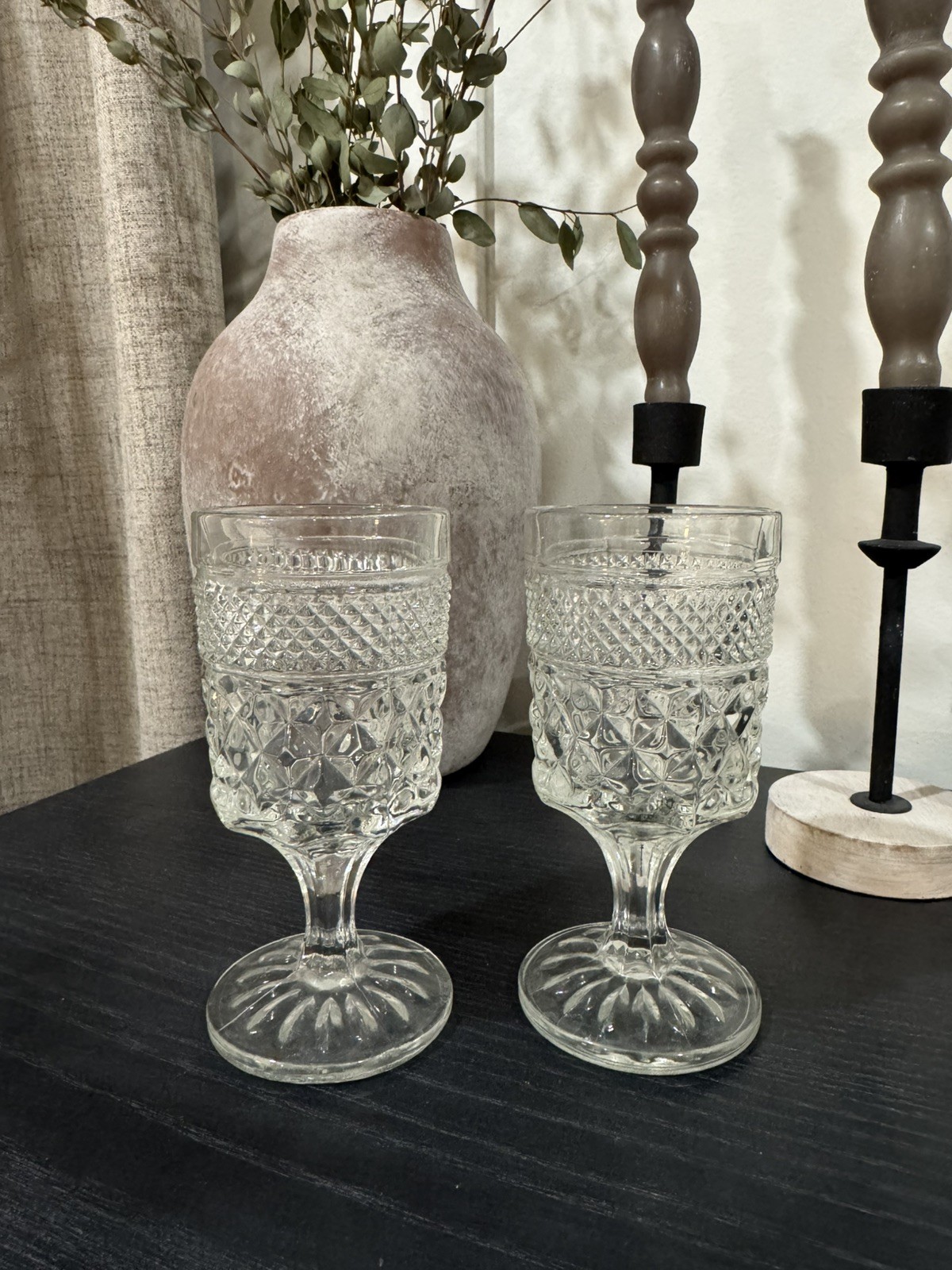 Anchor Hocking Vintage Claret Wine Glass Pedestal Base Wexford Pattern Set of 2