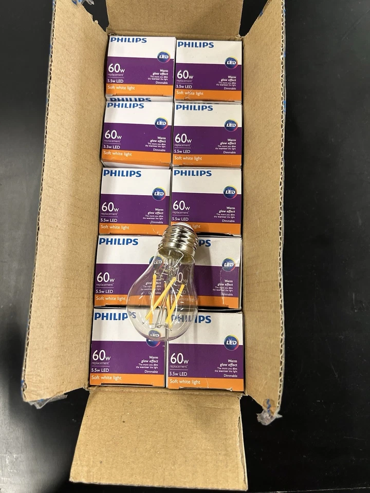 10 PACK PHILIPS 549568 LED Bulb B11 3.3W 300 Lumen 2700K 90CRI 120V Dimmable E12 - Image 2 of 4