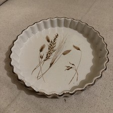 Midwinter Stonehenge WILD OATS QUICHE 11 1/2 "