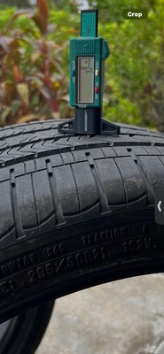 Good Year Eagle Sport - 265/35/21 Tire  (2)