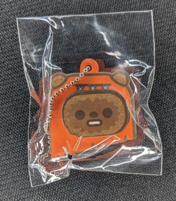 Star Wars Celebration Chicago 2019 Ewok Emoji Foam Keychain SEALED!