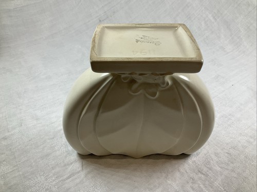 Beswick ware art deco pottery Posy Vase Matt Cream White 1194 Pattern Vintage - Picture 11 of 24