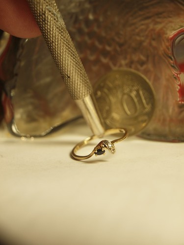 375 YELLOW GOLD NATURAL SAPPHIRE & DIAMOND RING - RING SIZE : M - Picture 8 of 10