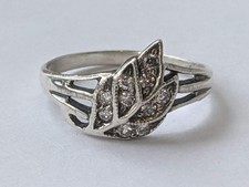 Vintage ring sterling silver 925 Size 8 Weight 2.3 g.