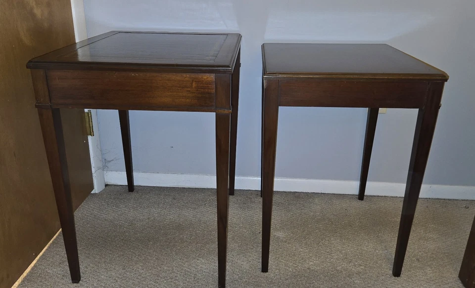 Vintage Set of 2 Mahogany Nesting Tables Federal Style - One With Leather Top - Image 3 of 4