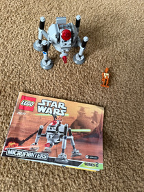 Used LEGO Star Wars Homing Spider Droid Microfighter 75077  with mini figure